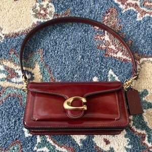 Coach Willow Glove-Tanned Leather Shoulder Bag in Burgundy with Gold Hardware